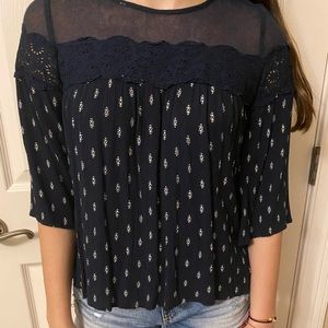 Black mid sleeve Abercrombie kids Top